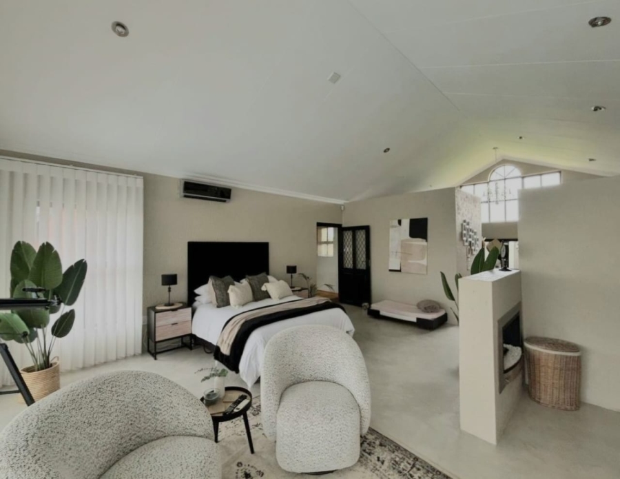 5 Bedroom Property for Sale in Grimbeeck Park North West
